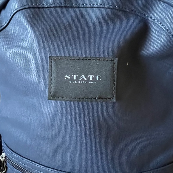STATE Backpack Navy *EUC* - Picture 4 of 8